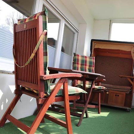 Ferienwohnung Wippsteert - 5 Sterne - Mit Balkon Und Pkw Stellplatz Emden Extérieur photo