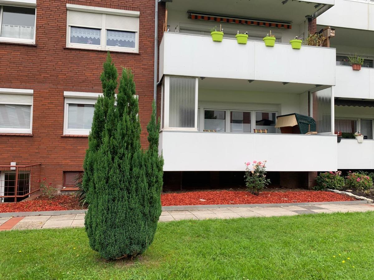 Ferienwohnung Wippsteert - 5 Sterne - Mit Balkon Und Pkw Stellplatz Emden Extérieur photo